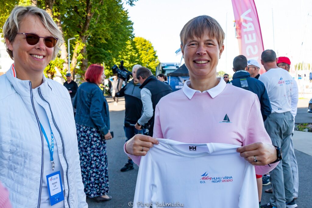 A. Le Coq 63. Muhu Väina regati direktor Agnes Lill ja Eesti Vabariigi President Kersti Kaljulaid Pärnu Jahtklubis Pärnu-Kärdla etapi eel 14.07.2020. Foto: Piret Salmistu
