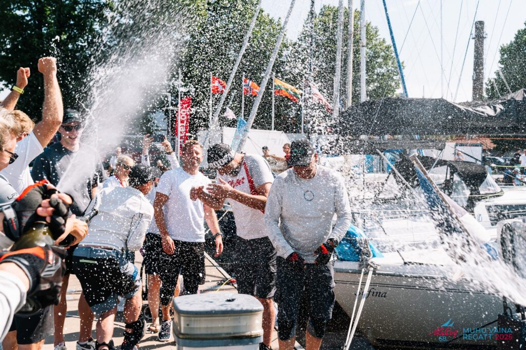 Olympicu šampanja shower