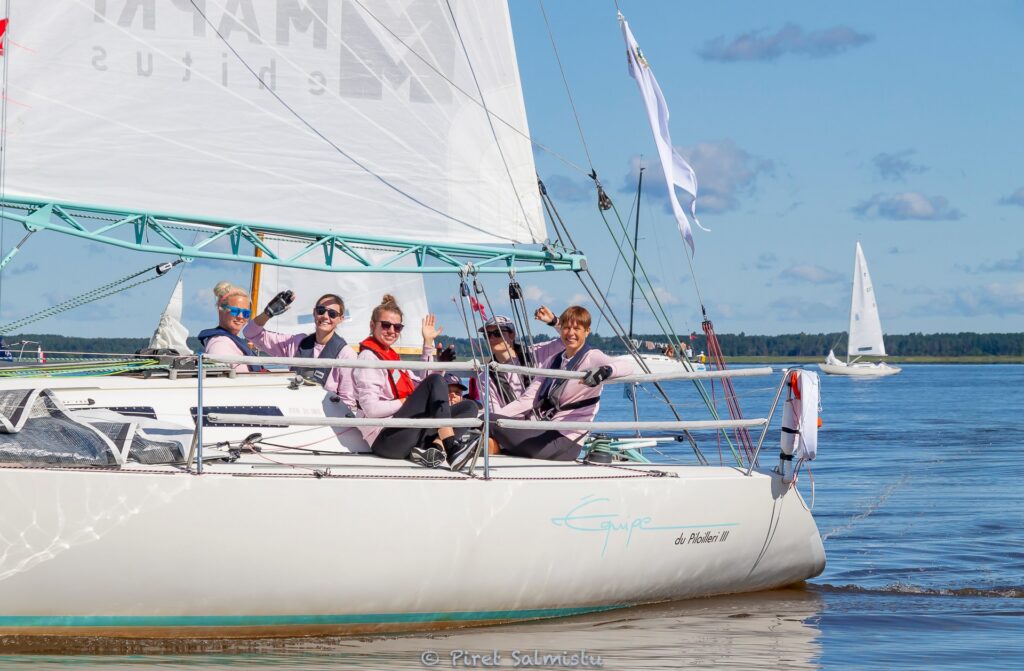 Muhu Väina regatil on võistlustules President Kersti Kaljulaid. Foto: Piret Salmistu