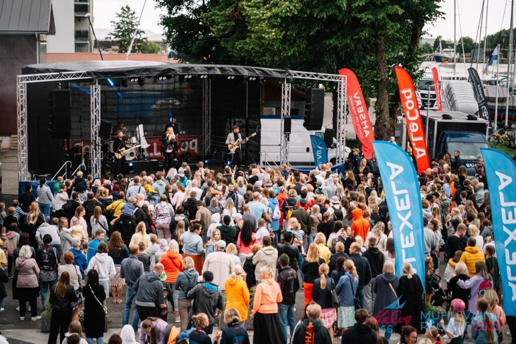 Liis Lemsalu kontsert Pärnu Jahtklubis. A. Le Coq 66. Muhu Väina regatt. Foto: Janis Spurdzins